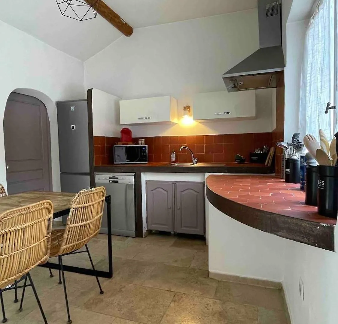 Maison Au Pied Du Luberon Avec Piscine Privee Et Terrain De Boules Lourmarin Holiday home